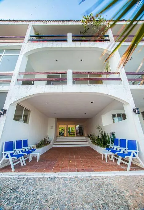 Caribbean Sea Front 2 Bedroom 2 Ba - Ground Floor- Large Pool -Seaweed-Free Beach Akumal Apartment