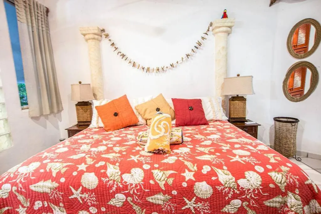 Caribbean Sea Front 2 Bedroom 2 Ba - Ground Floor- Large Pool -Seaweed-Free Beach Akumal Mexico